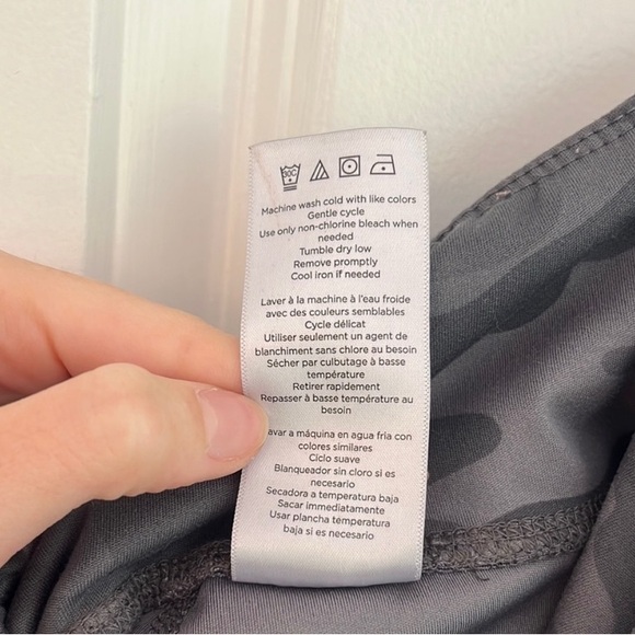 Danskin Women's Gray Camo Leggings - Picture 4 of 7